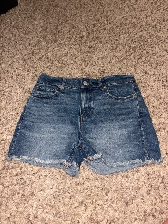 LOFT Pants - Loft Cut-Off jean short